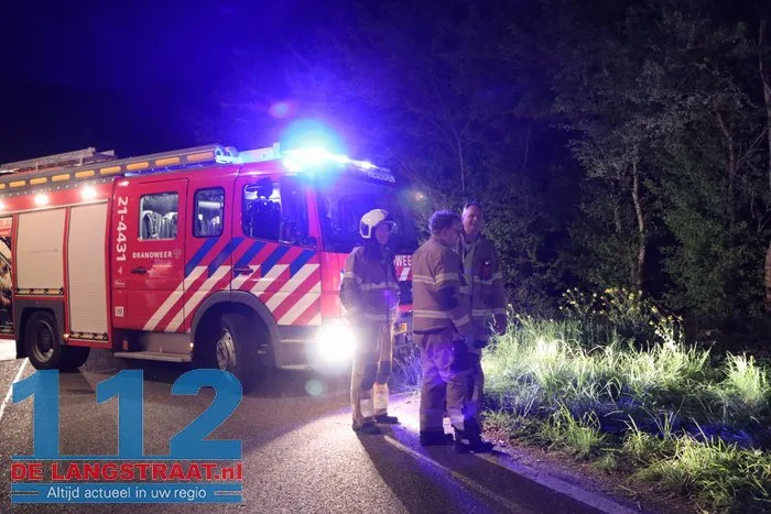 Ravage nadat auto tegen boom klapt langs N267 bij Oudheusden, bestuurder (18) zwaargewond 9 Ravage nadat auto tegen boom klapt langs N267 bij Oudheusden, bestuurder (18) zwaargewond 112 De Langstraat
