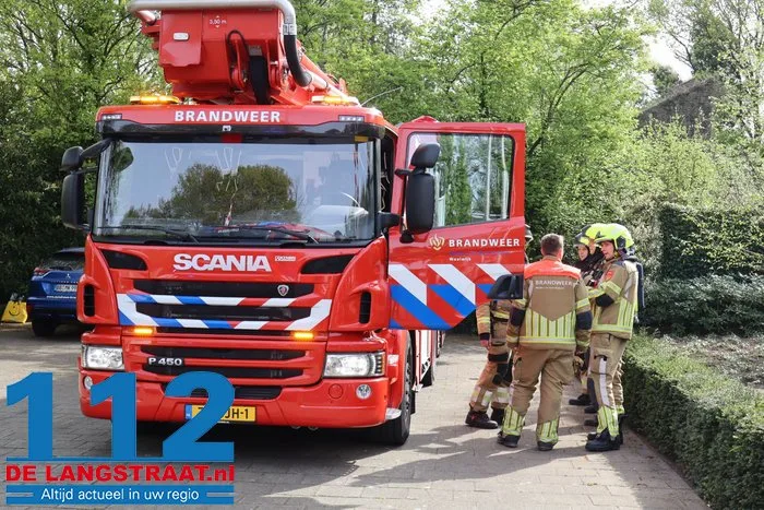 Schoorsteenbrand veroorzaakt veel rook in Drunen 6 Schoorsteenbrand veroorzaakt veel rook in Drunen 112 De Langstraat