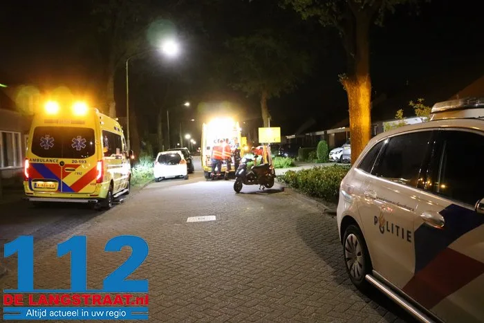 Scooterrijder met spoed naar ziekenhuis na valpartij in Kaatsheuvel 11 Scooterrijder met spoed naar ziekenhuis na valpartij in Kaatsheuvel 112 De Langstraat