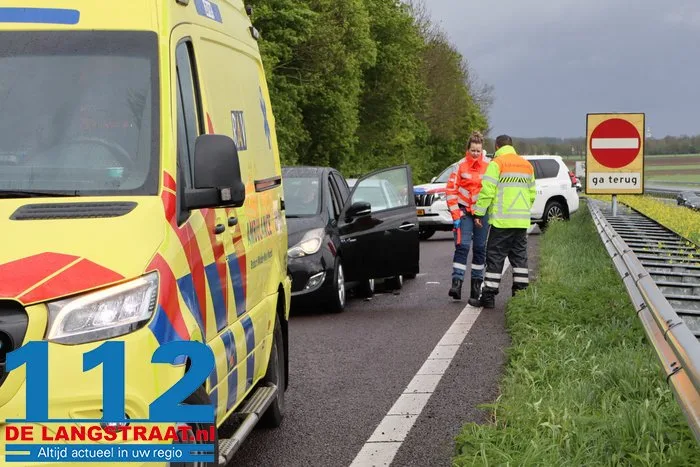 Persoon gewond bij botsing op de A59 bij Waspik 8 Persoon gewond bij botsing op de A59 bij Waspik 112 De Langstraat
