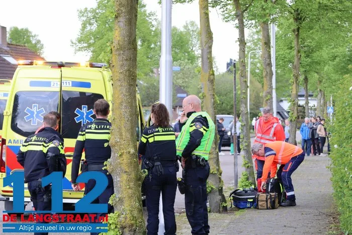 Zoon (24) steekt zijn vader neer in Vlijmen, vlucht naar Apeldoorn waar hij wordt aangehouden 12 Zoon (24) steekt zijn vader neer in Vlijmen, vlucht naar Apeldoorn waar hij wordt aangehouden 112 De Langstraat