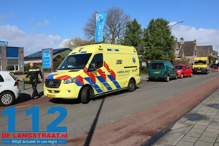 Ongeval tussen twee auto's Raadhuisstraat Sprang-Capelle 4 Ongeval tussen twee auto's Raadhuisstraat Sprang-Capelle 112 De Langstraat