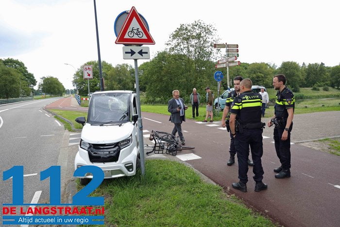 Brommobiel en fietser botsen op elkaar: ‘Wonder dat kinderen van avondvierdaagse niet zijn geraakt’ 4 Brommobiel en fietser botsen op elkaar: ‘Wonder dat kinderen van avondvierdaagse niet zijn geraakt’ 112 De Langstraat