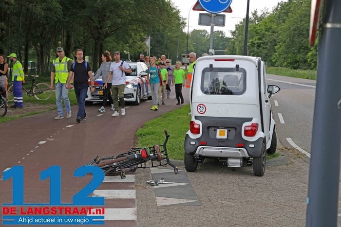 Brommobiel en fietser botsen op elkaar: ‘Wonder dat kinderen van avondvierdaagse niet zijn geraakt’ 7 Brommobiel en fietser botsen op elkaar: ‘Wonder dat kinderen van avondvierdaagse niet zijn geraakt’ 112 De Langstraat