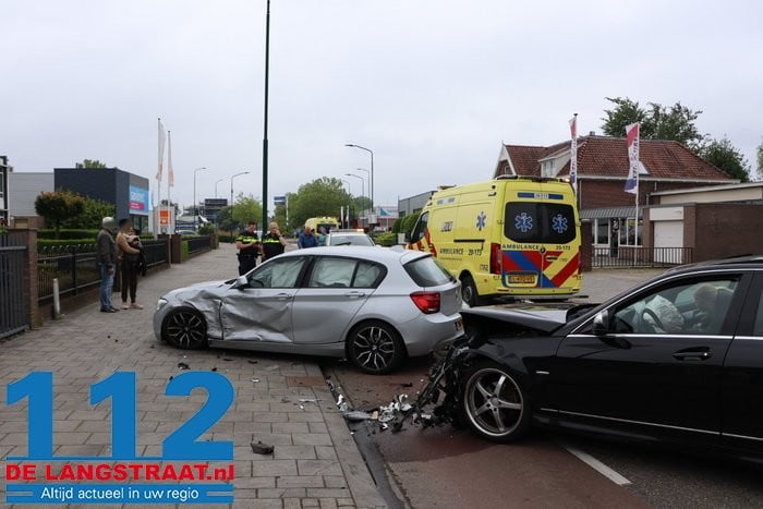 Veel schade en meerdere gewonden na ongeval 9 Veel schade en meerdere gewonden na ongeval 112 De Langstraat
