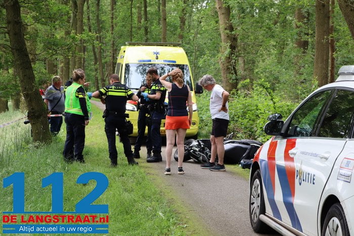 Twee ambulances en traumahelikopter ingezet voor ernstig scooterongeluk in Waalwijk 2 Twee ambulances en traumahelikopter ingezet voor ernstig scooterongeluk in Waalwijk 112 De Langstraat