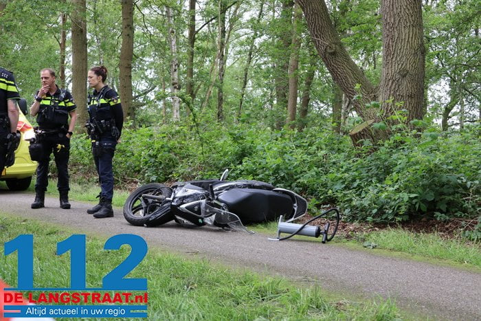 Twee ambulances en traumahelikopter ingezet voor ernstig scooterongeluk in Waalwijk 10 Twee ambulances en traumahelikopter ingezet voor ernstig scooterongeluk in Waalwijk 112 De Langstraat