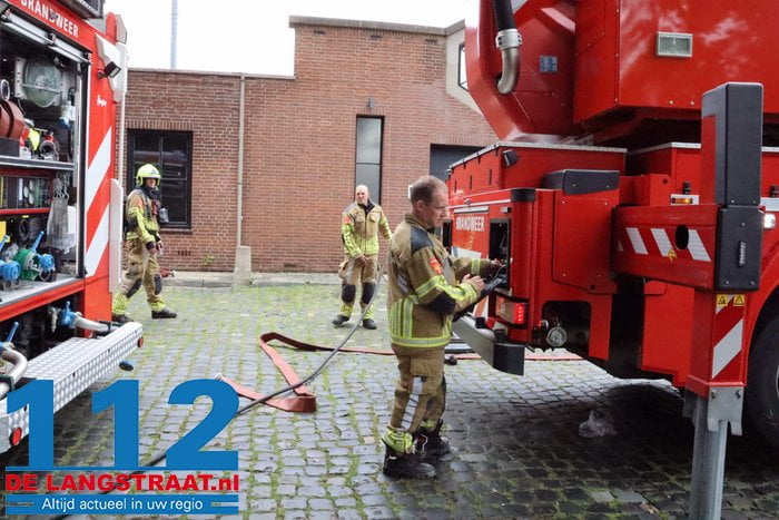 Bankstel vliegt in de brand in bedrijfspand in Waalwijk 4 Bankstel vliegt in de brand in bedrijfspand in Waalwijk 112 De Langstraat