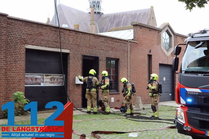 Bankstel vliegt in de brand in bedrijfspand in Waalwijk 13 Bankstel vliegt in de brand in bedrijfspand in Waalwijk 112 De Langstraat