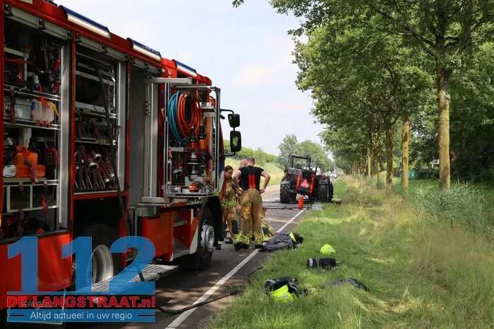 Verreiker vliegt tijdens het rijden in brand 16 Verreiker vliegt tijdens het rijden in brand 112 De Langstraat