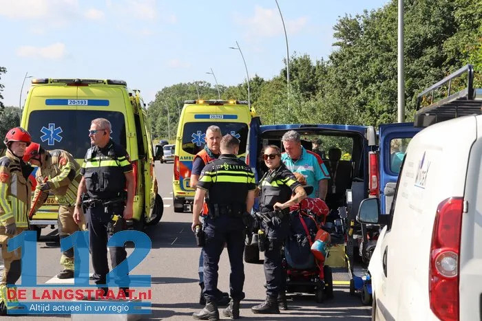 Ongeval met twee auto’s en een busje bij Kaatsheuvel: meerdere lichtgewonden 7 Ongeval met twee auto’s en een busje bij Kaatsheuvel: meerdere lichtgewonden 112 De Langstraat