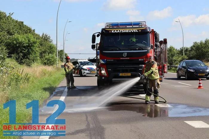 Ongeval met twee auto’s en een busje bij Kaatsheuvel: meerdere lichtgewonden 9 Ongeval met twee auto’s en een busje bij Kaatsheuvel: meerdere lichtgewonden 112 De Langstraat