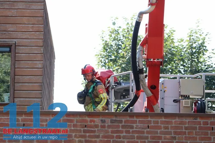 Brand op dak na dakwerkzaamheden Plantlust Waalwijk 10 Brand op dak na dakwerkzaamheden Plantlust Waalwijk 112 De Langstraat
