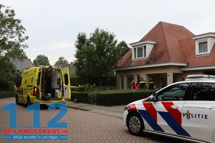 Man zwaargewond na val van dak in Sprang-Capelle: buurtbewoners horen hulpgeroep 10 Man zwaargewond na val van dak in Sprang-Capelle: buurtbewoners horen hulpgeroep 112 De Langstraat