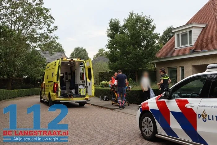 Man zwaargewond na val van dak in Sprang-Capelle: buurtbewoners horen hulpgeroep 15 Man zwaargewond na val van dak in Sprang-Capelle: buurtbewoners horen hulpgeroep 112 De Langstraat