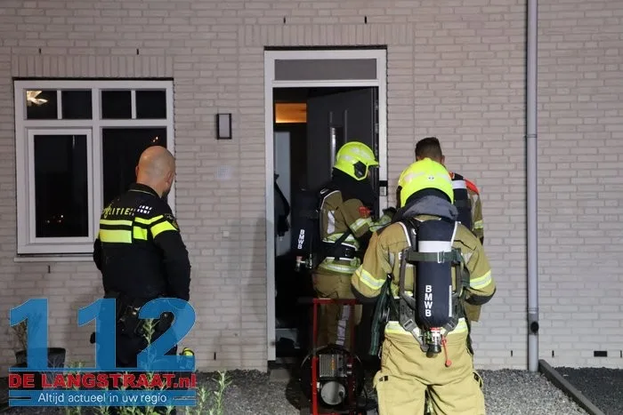 Brand in keuken aan de Burg. de Geusstraat Waalwijk 6 Brand in keuken aan de Burg. de Geusstraat Waalwijk 112 De Langstraat