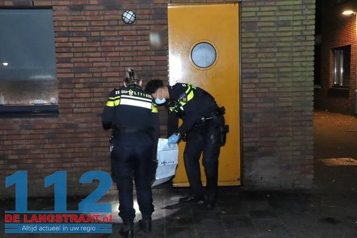 Voordeur in brand woning na harde knal Kaatsheuvel 9 Voordeur in brand woning na harde knal Kaatsheuvel 112 De Langstraat