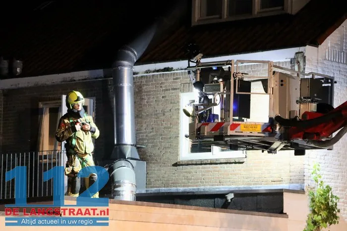 Brand bij Pizzeria Grand Grazia Vlijmen, meerdere vuurhaarden in pand aangetroffen 7 Brand bij Pizzeria Grand Grazia Vlijmen, meerdere vuurhaarden in pand aangetroffen 112 De Langstraat