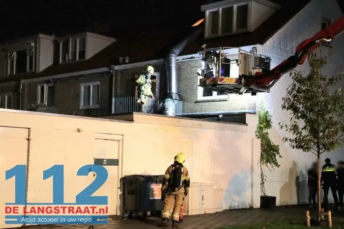 Brand bij Pizzeria Grand Grazia Vlijmen, meerdere vuurhaarden in pand aangetroffen 8 Brand bij Pizzeria Grand Grazia Vlijmen, meerdere vuurhaarden in pand aangetroffen 112 De Langstraat