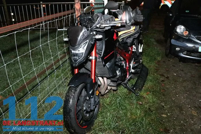 Motorrijder gewond bij aanrijding in Waspik 9 Motorrijder gewond bij aanrijding in Waspik 112 De Langstraat