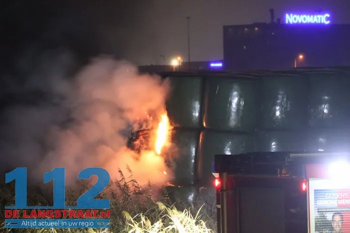 Veel rook bij buitenbrand Winterdijk Sprang-Capelle 1 Veel rook bij buitenbrand Winterdijk Sprang-Capelle 112 De Langstraat