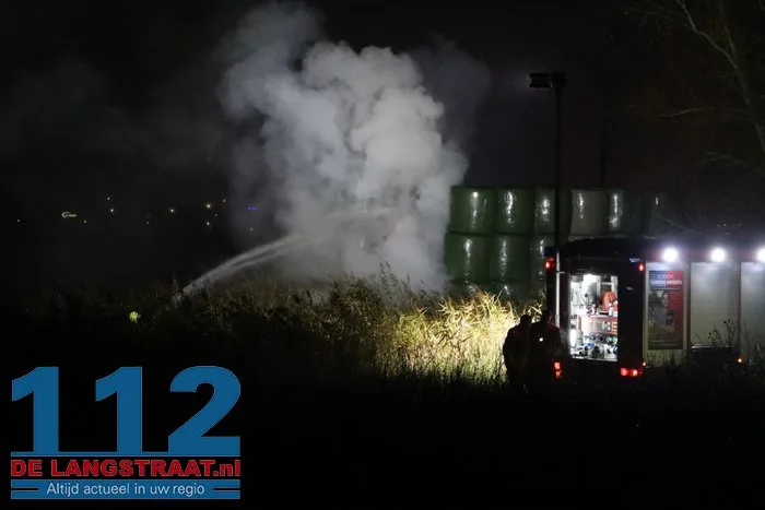 Veel rook bij buitenbrand Winterdijk Sprang-Capelle 10 Veel rook bij buitenbrand Winterdijk Sprang-Capelle 112 De Langstraat