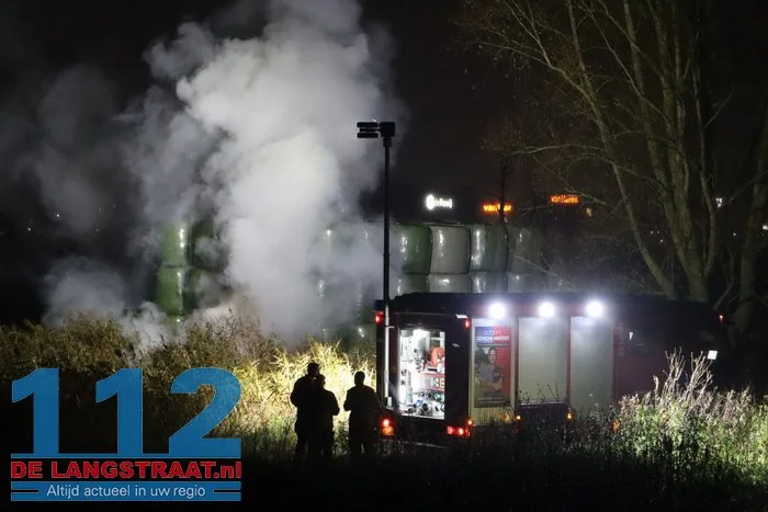 Veel rook bij buitenbrand Winterdijk Sprang-Capelle 13 Veel rook bij buitenbrand Winterdijk Sprang-Capelle 112 De Langstraat