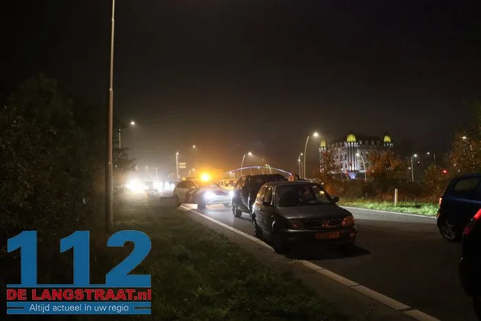 Ongeval met vijf auto's op Midden-Brabantweg bij Kaatsheuvel, één auto was pas een maand oud 11 Ongeval met vijf auto's op Midden-Brabantweg bij Kaatsheuvel, één auto was pas een maand oud 112 De Langstraat