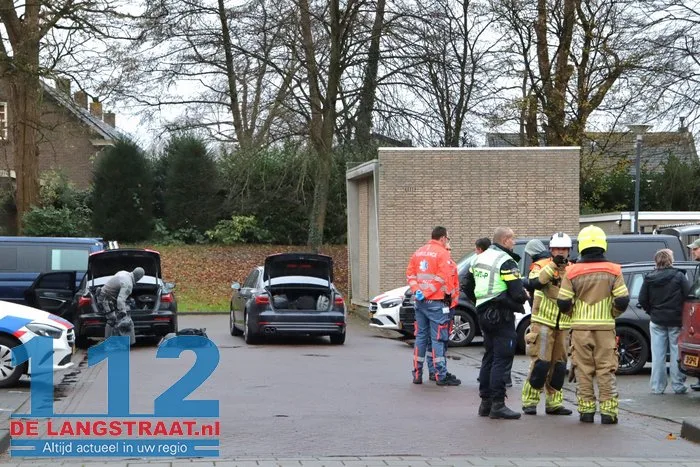 Arrestatieteam haalt verwarde man uit woning Noordstraat Waalwijk 6 Arrestatieteam haalt verwarde man uit woning Noordstraat Waalwijk 112 De Langstraat