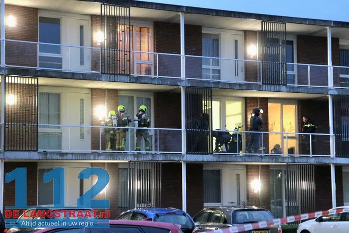 Arrestatieteam haalt verwarde man uit woning Noordstraat Waalwijk 43 Arrestatieteam haalt verwarde man uit woning Noordstraat Waalwijk 112 De Langstraat