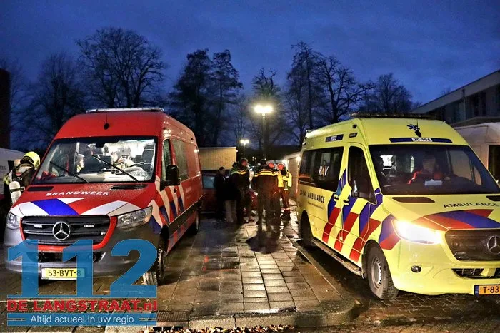 Arrestatieteam haalt verwarde man uit woning Noordstraat Waalwijk 46 Arrestatieteam haalt verwarde man uit woning Noordstraat Waalwijk 112 De Langstraat