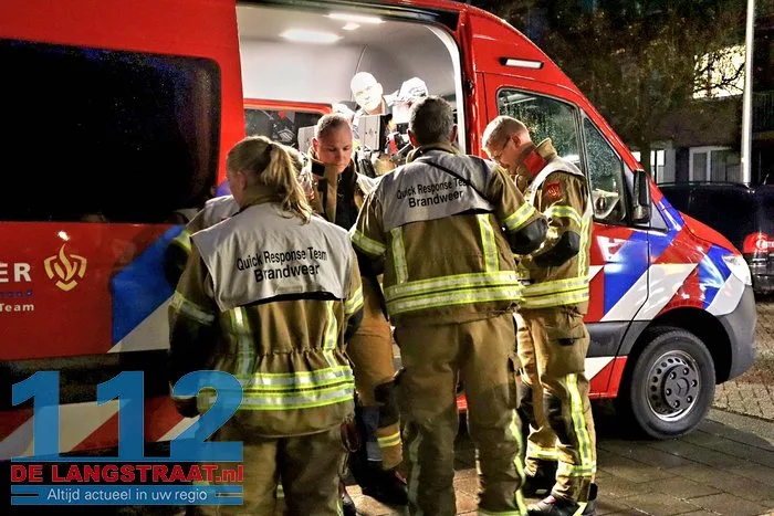Arrestatieteam haalt verwarde man uit woning Noordstraat Waalwijk 52 Arrestatieteam haalt verwarde man uit woning Noordstraat Waalwijk 112 De Langstraat