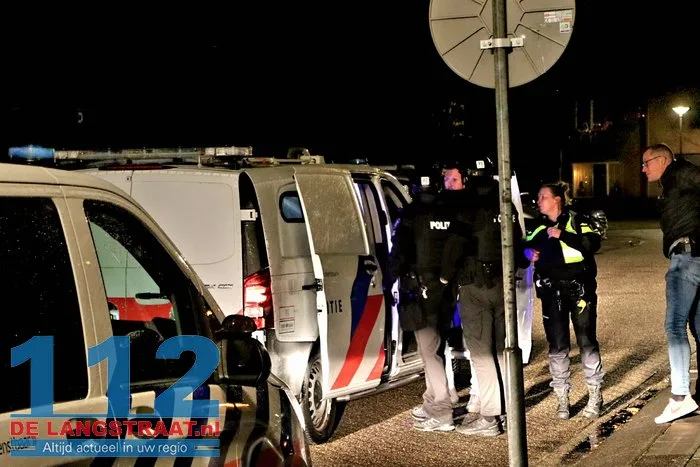 Arrestatieteam doet instap in woning Sprang-Capelle 19 Arrestatieteam doet instap in woning Sprang-Capelle 112 De Langstraat