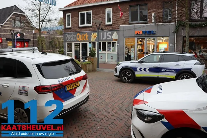Overval op telefoonwinkel Ritel aan de Stationsstraat Waalwijk 7 Overval op telefoonwinkel Ritel aan de Stationsstraat Waalwijk 112 De Langstraat
