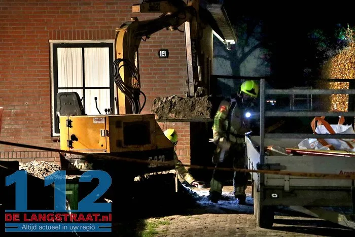 Gaslek na graafwerkzaamheden in voortuin Kaatsheuvel 7 Gaslek na graafwerkzaamheden in voortuin Kaatsheuvel 112 De Langstraat