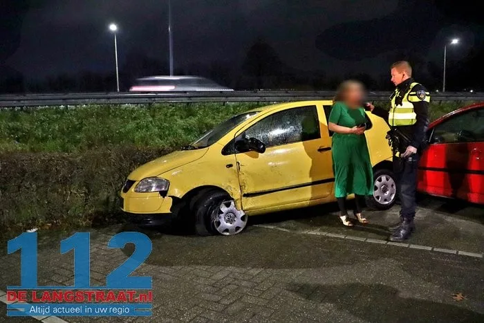 Dronken bestuurster veroorzaakt ongeval op de Taxandriaweg Waalwijk 1 Dronken bestuurster veroorzaakt ongeval op de Taxandriaweg Waalwijk 112 De Langstraat