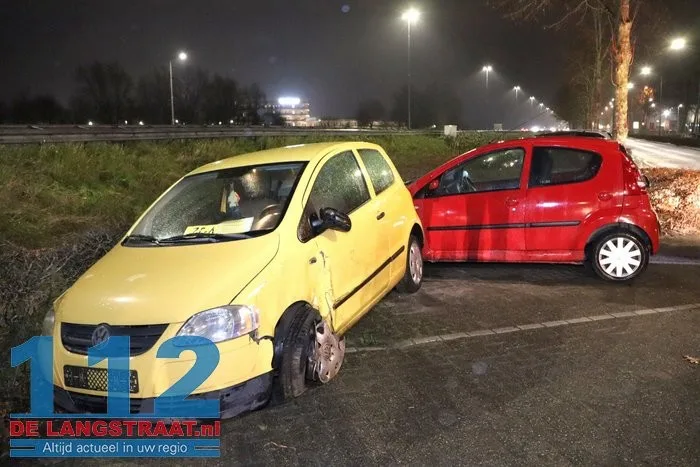 Dronken bestuurster veroorzaakt ongeval op de Taxandriaweg Waalwijk 19 Dronken bestuurster veroorzaakt ongeval op de Taxandriaweg Waalwijk 112 De Langstraat