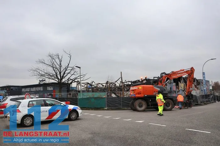 Recherche doet onderzoek na brand voormalig Schoenenmuseum Waalwijk 13 Recherche doet onderzoek na brand voormalig Schoenenmuseum Waalwijk 112 De Langstraat