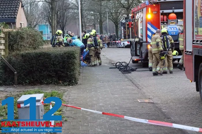 Woningbrand ontstaan in keuken in Drunen, persoon gewond geraakt 23 Woningbrand ontstaan in keuken in Drunen, persoon gewond geraakt 112 De Langstraat