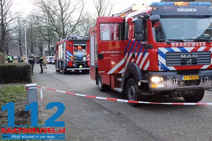 Woningbrand ontstaan in keuken in Drunen, persoon gewond geraakt 29 Woningbrand ontstaan in keuken in Drunen, persoon gewond geraakt 112 De Langstraat