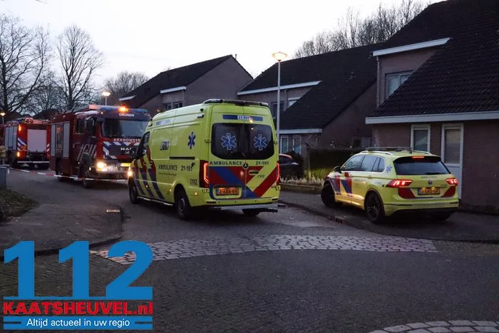 Woningbrand ontstaan in keuken in Drunen, persoon gewond geraakt 36 Woningbrand ontstaan in keuken in Drunen, persoon gewond geraakt 112 De Langstraat