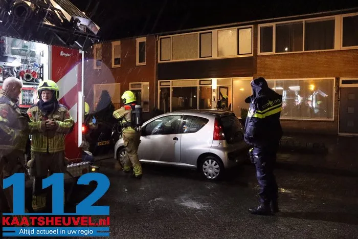 Afzuigkap in brand aan de Dr Kuijperlaan in Waalwijk een persoon heeft brandwonden aan hand 3 Afzuigkap in brand aan de Dr Kuijperlaan in Waalwijk een persoon heeft brandwonden aan hand 112 De Langstraat