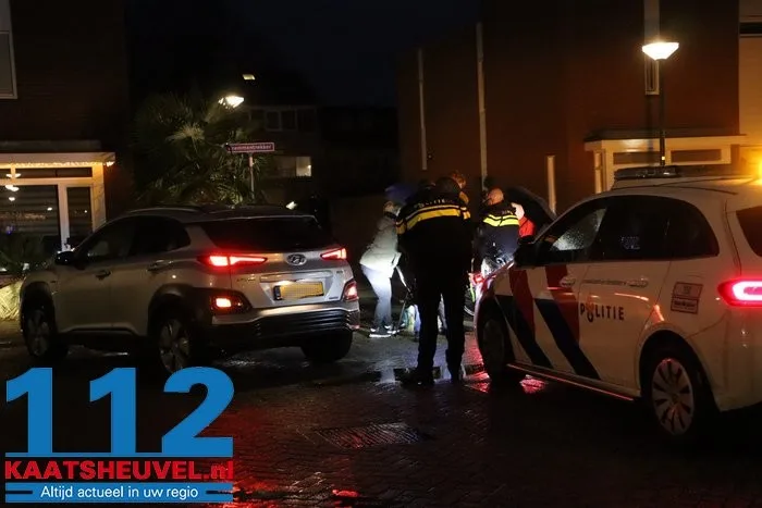 Fietser gewond bij botsing met auto in Kaatsheuvel, kind komt met schrik vrij 2 Fietser gewond bij botsing met auto in Kaatsheuvel, kind komt met schrik vrij 112 De Langstraat