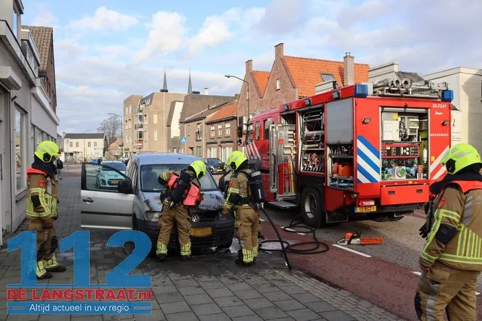 Kortsluiting leidt tot autobrand in Kaatsheuvel 21 Kortsluiting leidt tot autobrand in Kaatsheuvel 112 De Langstraat