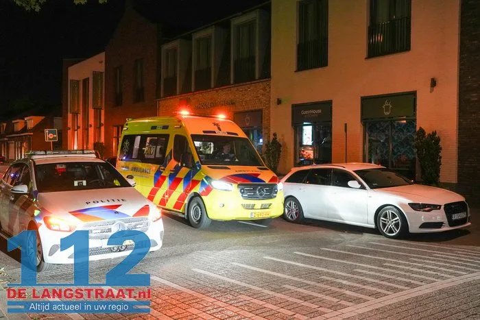(Update) Man aangehouden voor zware mishandeling van 27-jarige man in Kaatsheuvel 2 (Update) Man aangehouden voor zware mishandeling van 27-jarige man in Kaatsheuvel 112 De Langstraat