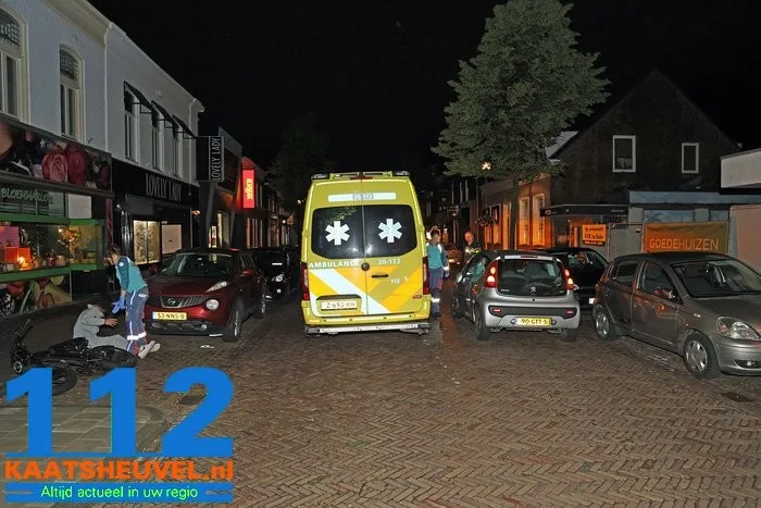 Jongen op fatbike vliegt over motorkap na botsing met auto in Waalwijk 2 Jongen op fatbike vliegt over motorkap na botsing met auto in Waalwijk 112 De Langstraat