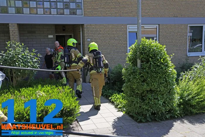 Brandweer rukt uit voor rookontwikkeling in woning aan de Ir. Lelystraat Waalwijk 2 Brandweer rukt uit voor rookontwikkeling in woning aan de Ir. Lelystraat Waalwijk 112 De Langstraat