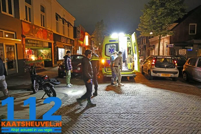 Jongen op fatbike vliegt over motorkap na botsing met auto in Waalwijk 3 Jongen op fatbike vliegt over motorkap na botsing met auto in Waalwijk 112 De Langstraat