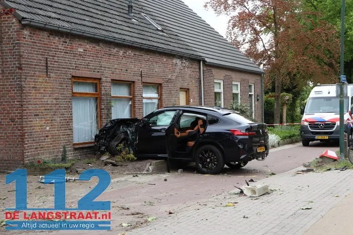 Ravage bij ongeval Wielstraat Kaatsheuvel 29 Ravage bij ongeval Wielstraat Kaatsheuvel 112 De Langstraat