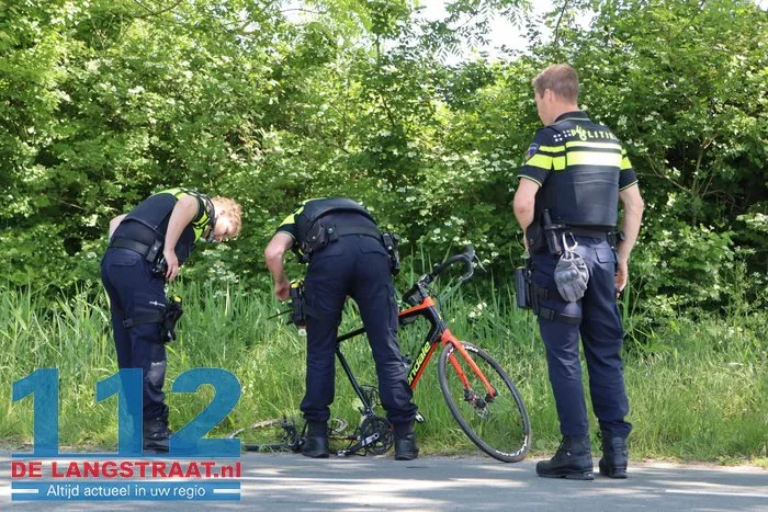 Wielrenner gewond na botsing met auto in Sprang-Capelle 7 Wielrenner gewond na botsing met auto in Sprang-Capelle 112 De Langstraat